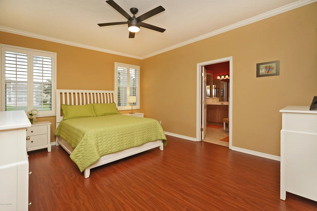 Photo of 4620 Portage