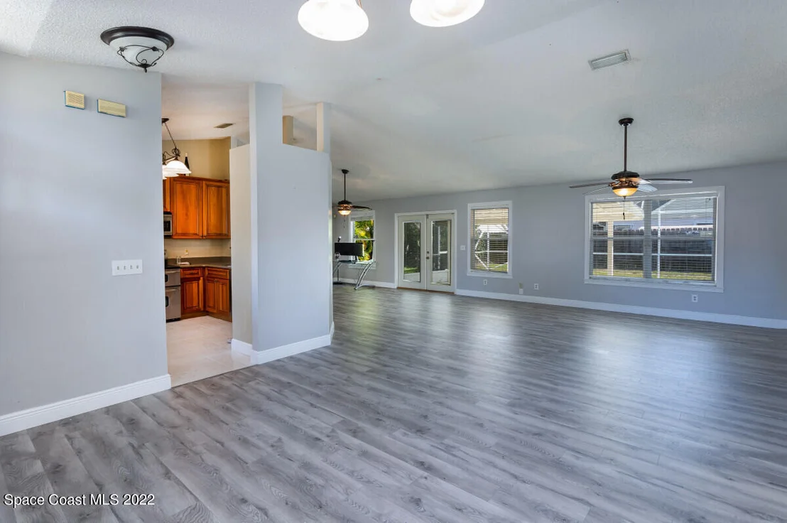 Photo of 2575 Bent Pine Street