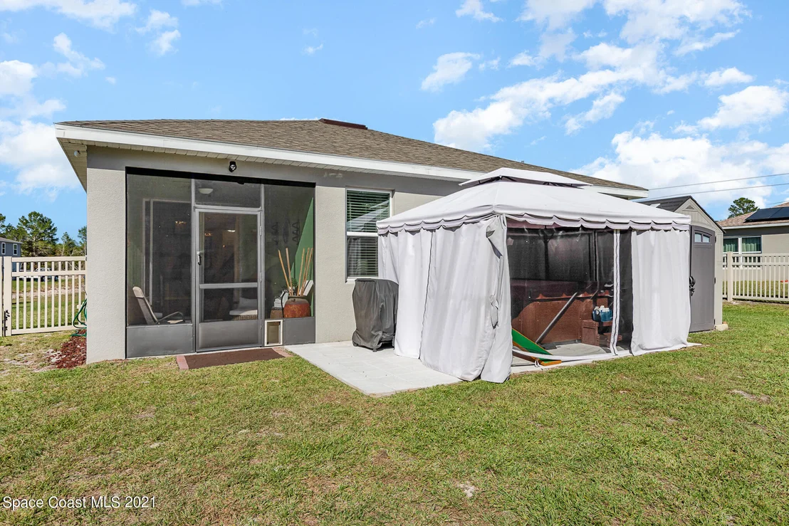Photo of 187 Maple Drive