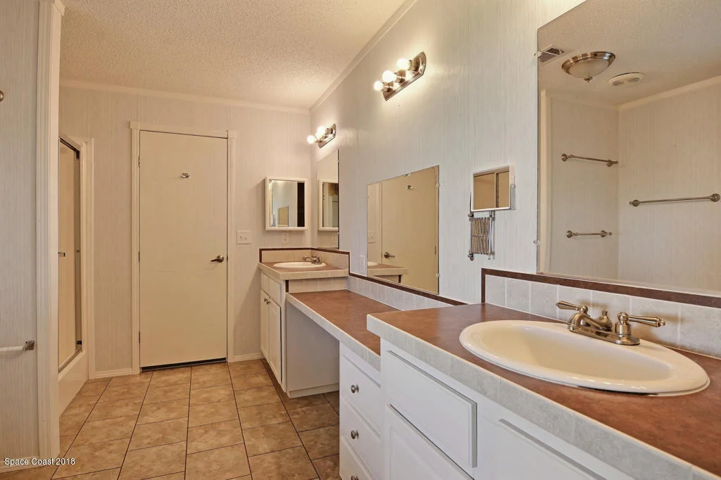 Photo of 7585 Agawam Road
