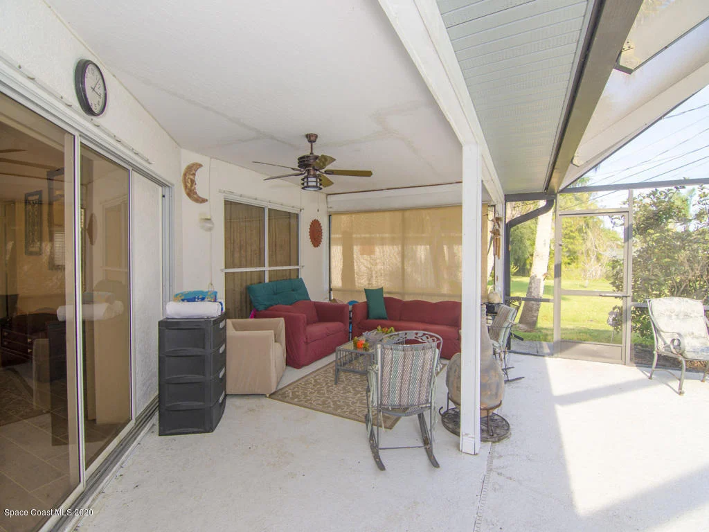 Photo of 954 Crown Street