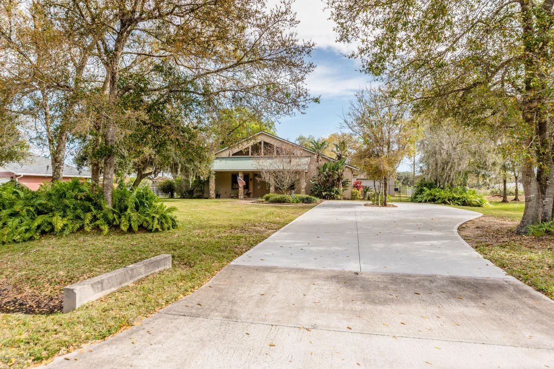 Photo of 805 Brush Lane