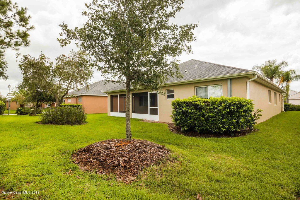 Photo of 7128 Broderick Drive