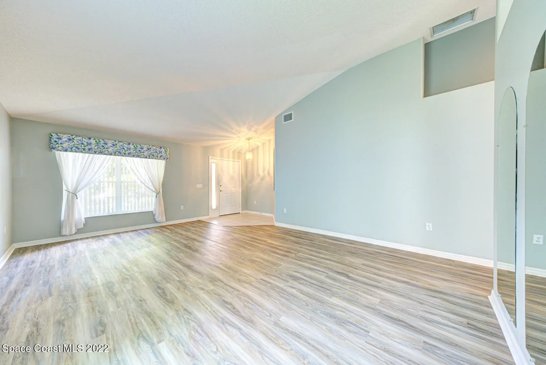 Photo of 801 Indian Oaks Drive