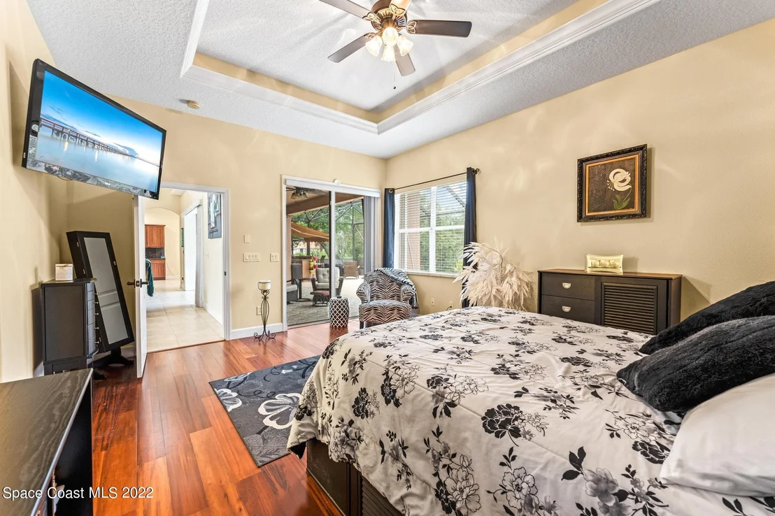 Photo of 1358 Centennial Way
