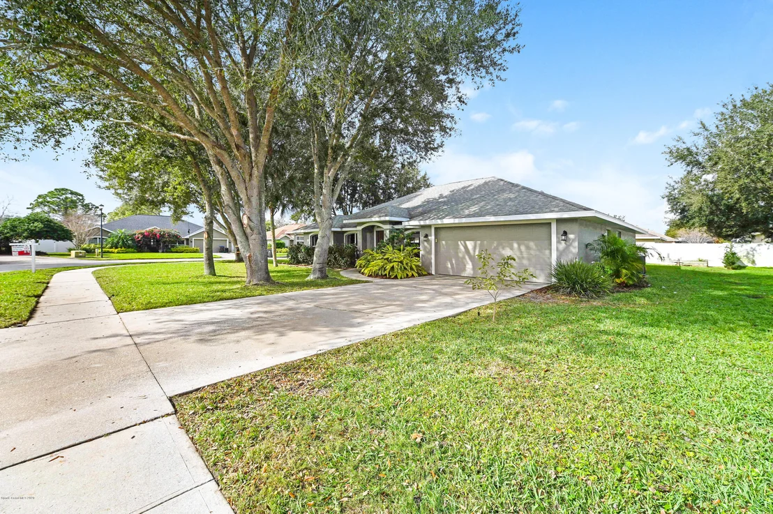 Photo of 2548 Christopher Drive