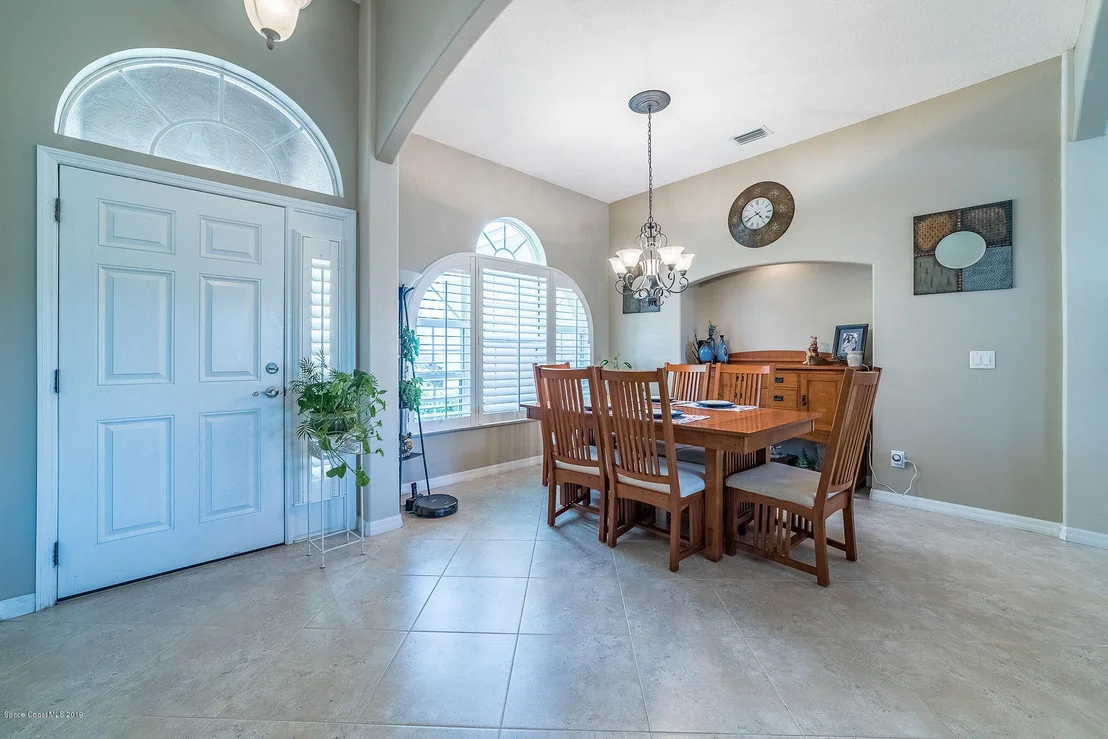 Photo of 1137 Stockbridge Way