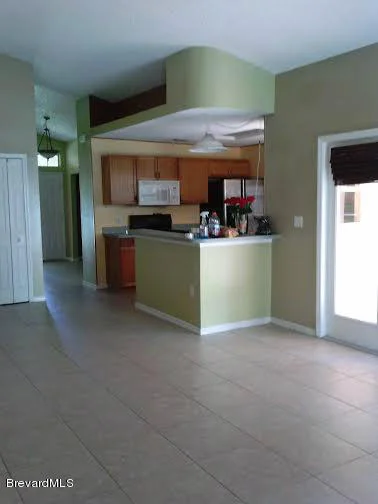 Photo of 2075 Vally Road