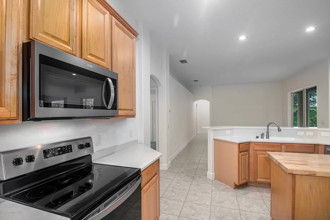 Photo of 6942 Keplar Drive