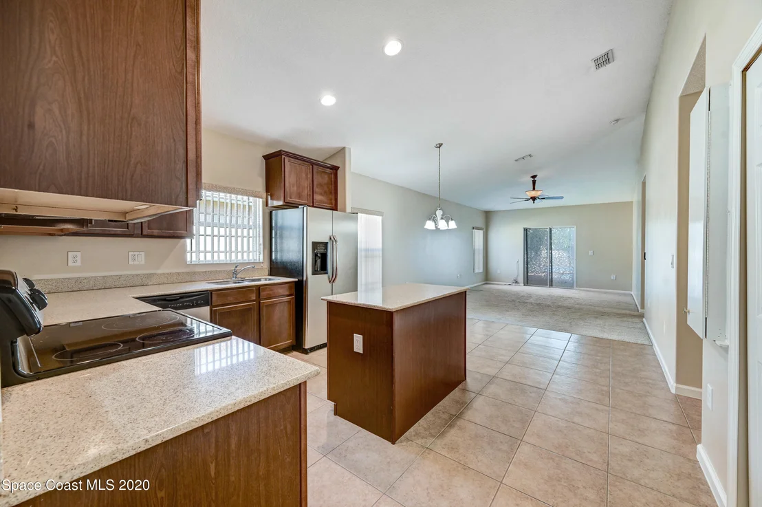 Photo of 263 Abernathy Circle SE