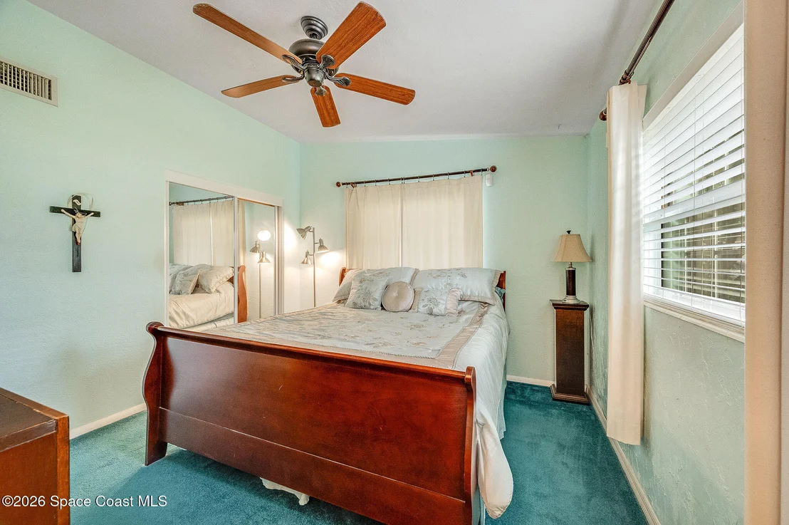 Photo of 986 Sarno Road