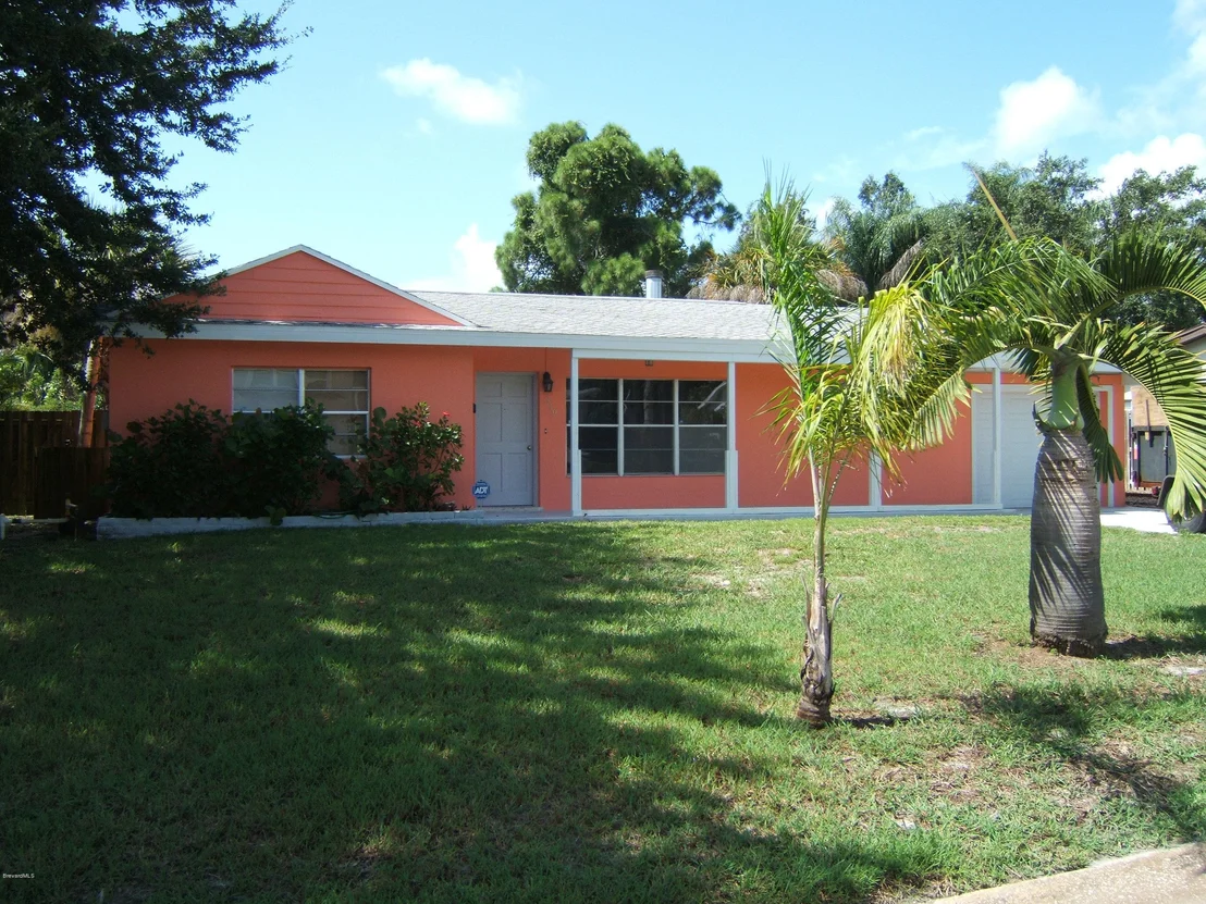 Photo of 319 Par Avenue