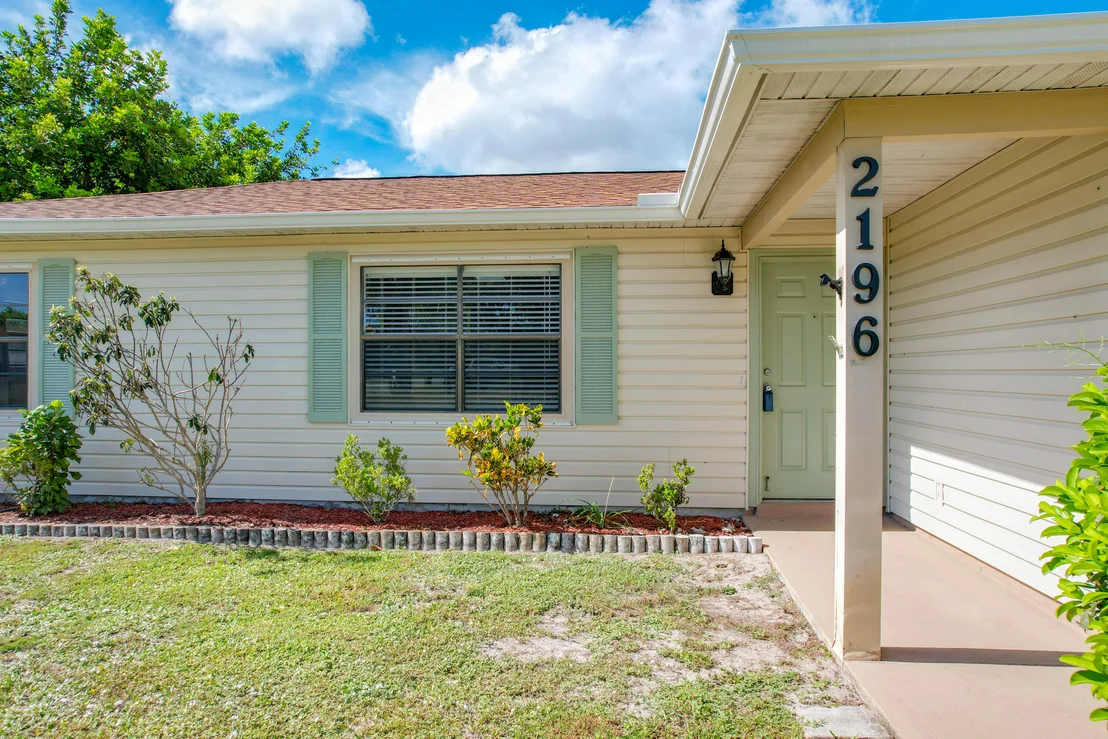 Photo of 2196 Clover Street NE