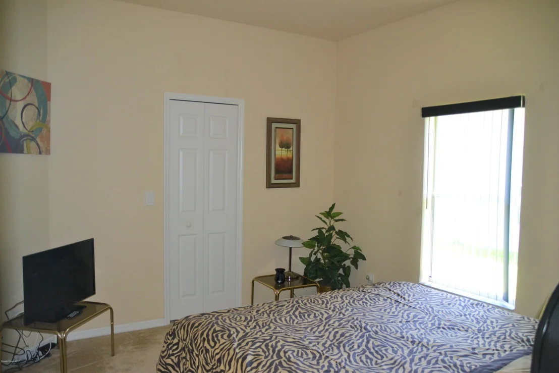 Photo of 1030 Morgan Circle NE