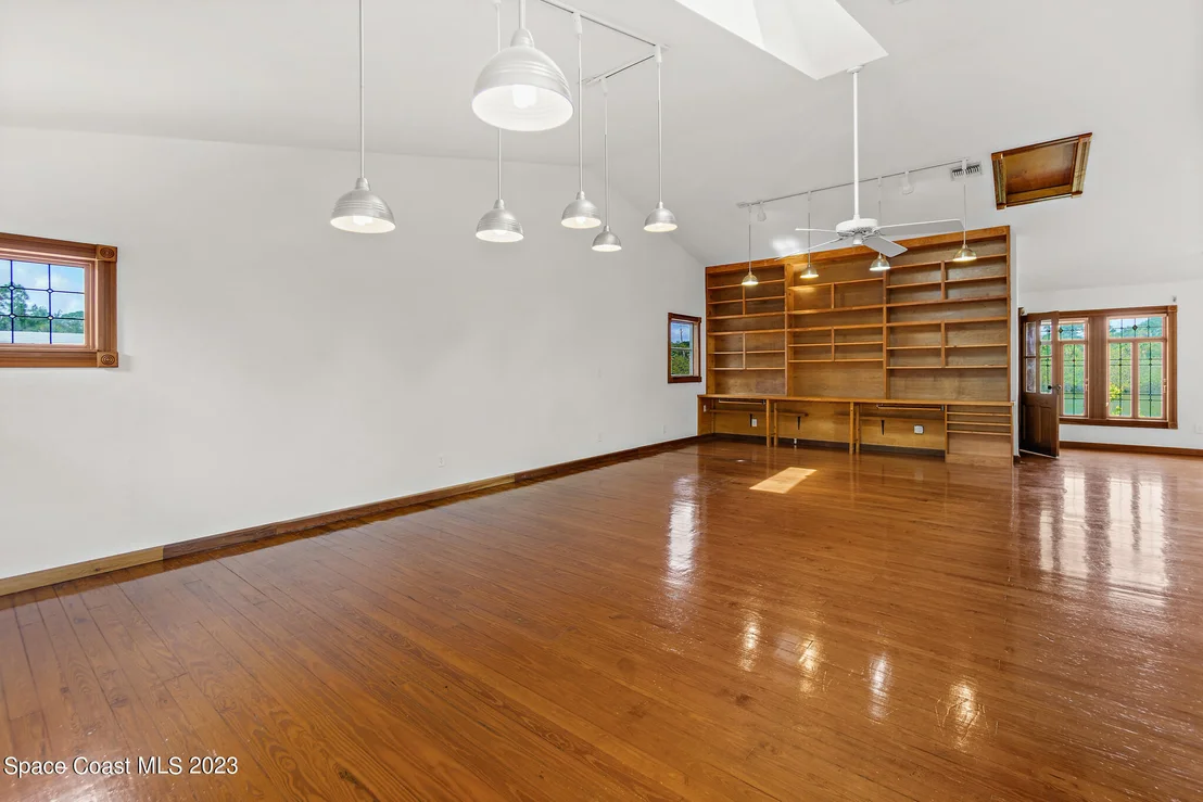 Photo of 360 Rest Haven Road