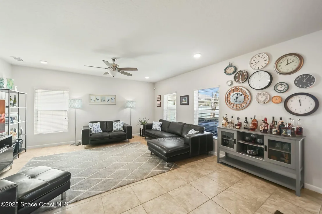 Photo of 1032 Peta Way