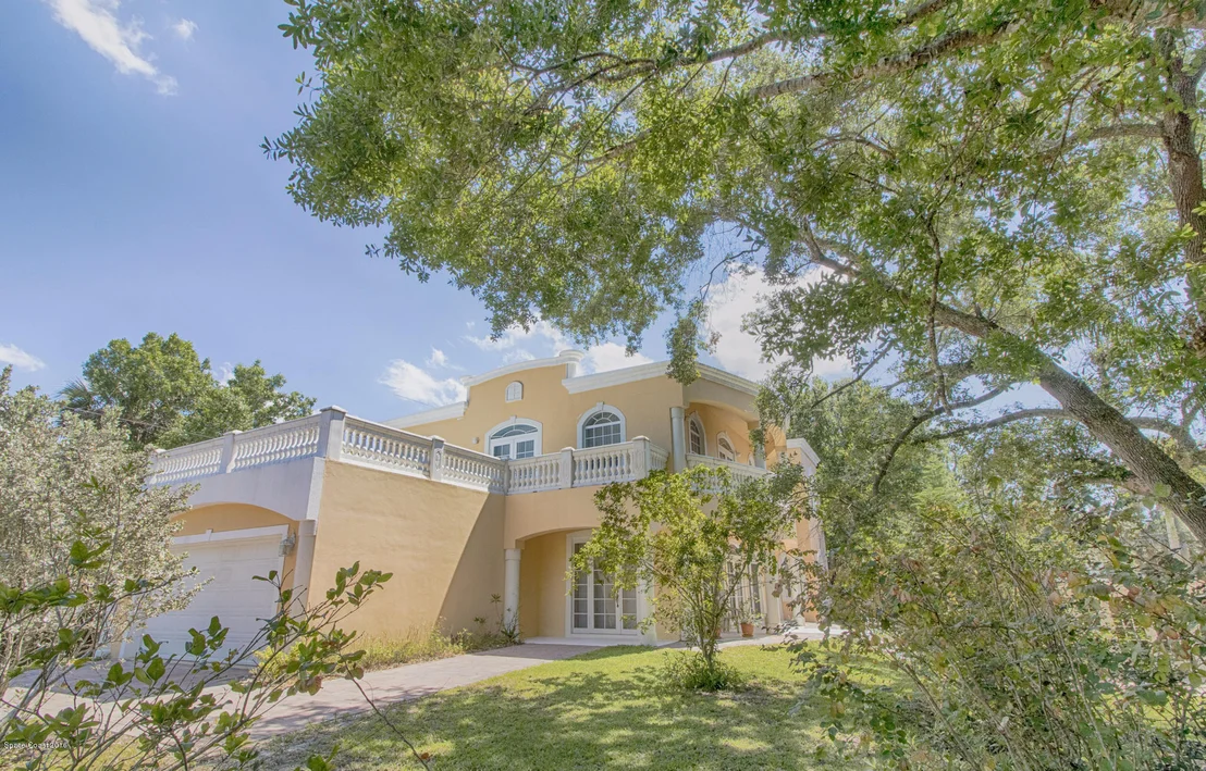Photo of 1996 Hedden Place