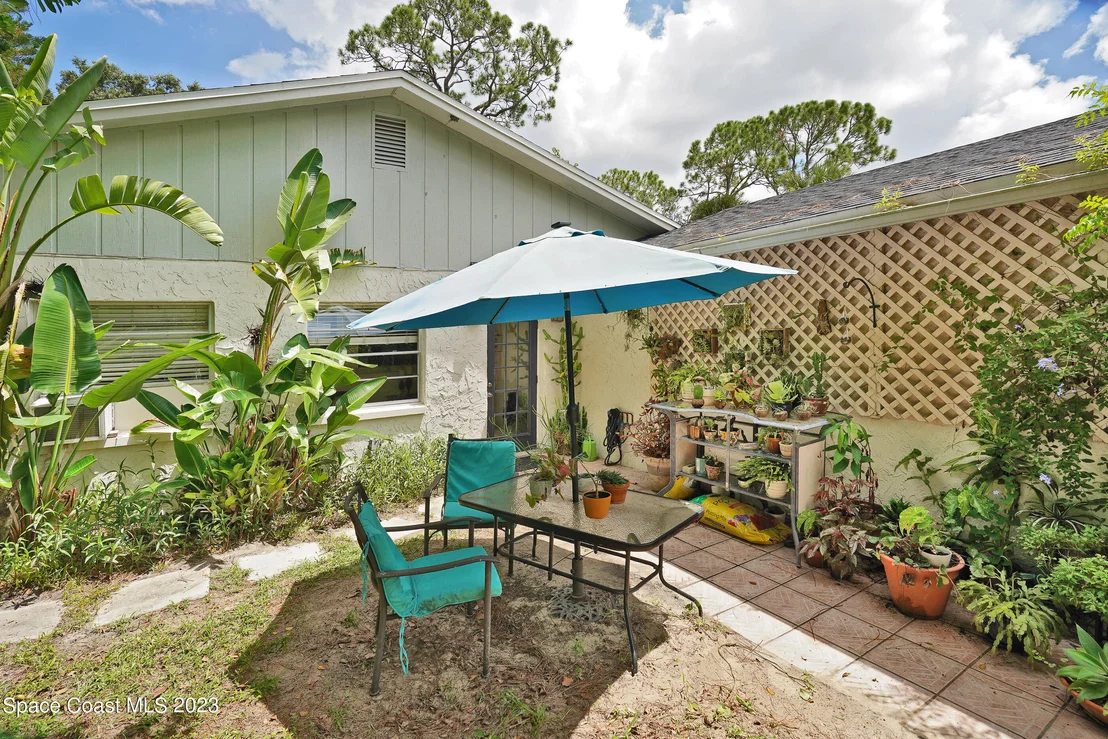 Photo of 2525 Friday Road