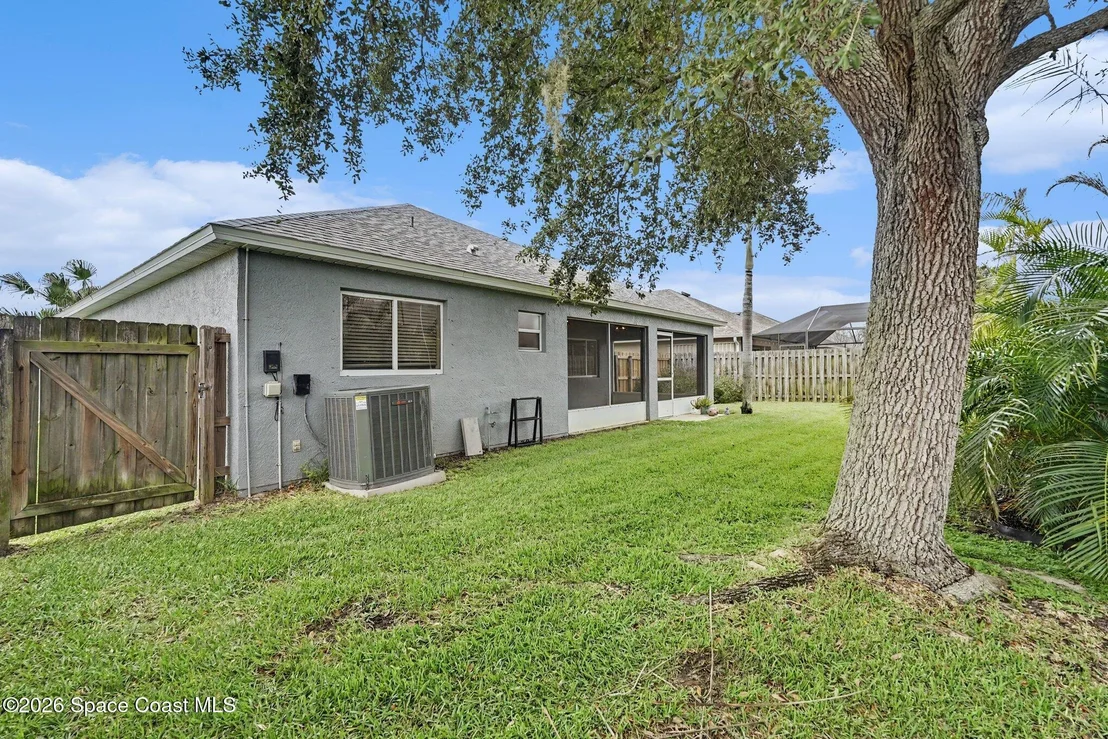 Photo of 2693 Bradfordt Drive