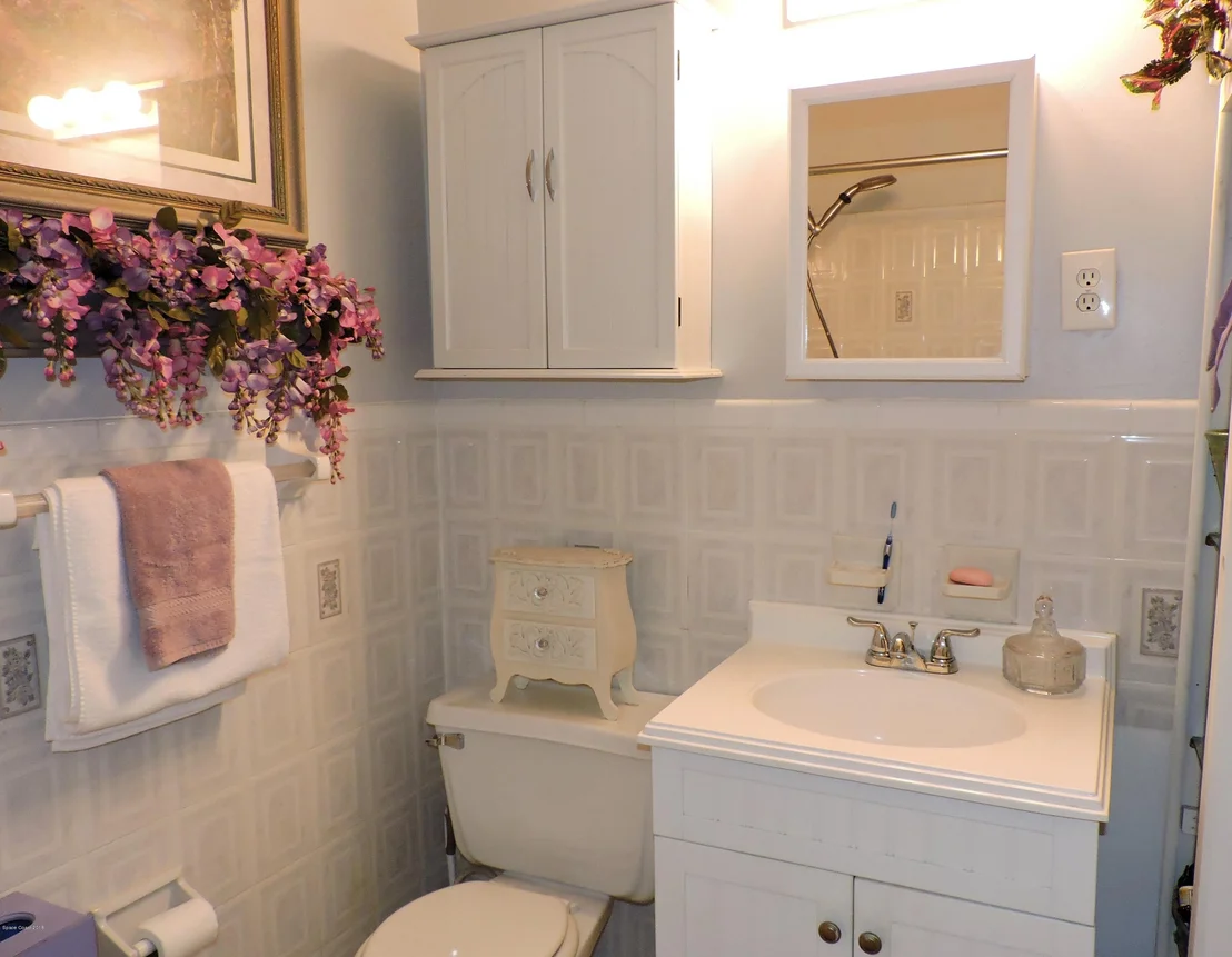 Photo of 1217 Duke Way