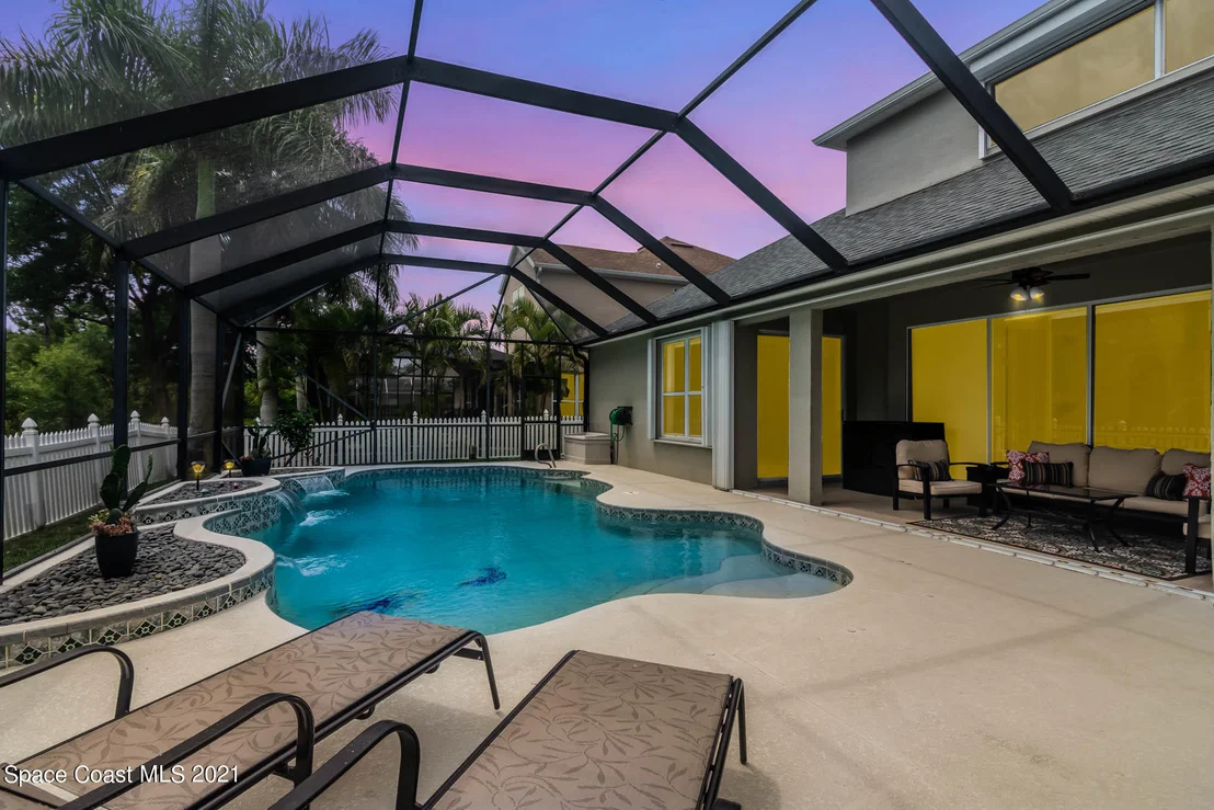 Photo of 3466 Peninsula Circle