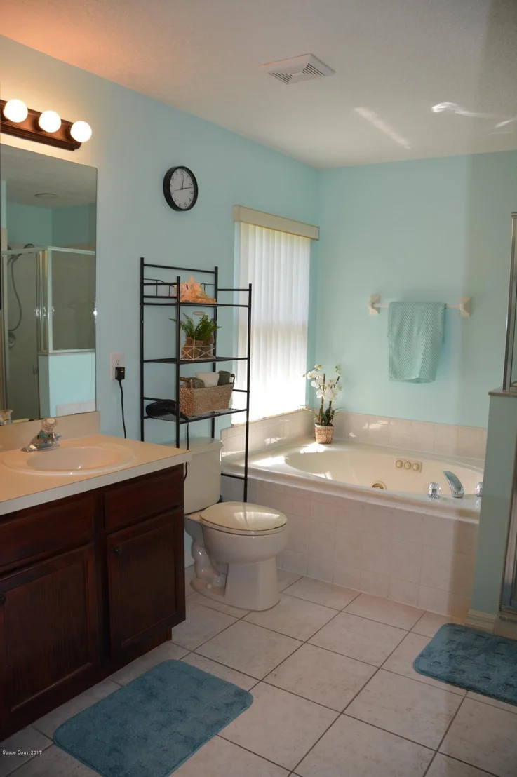 Photo of 1343 Hill Avenue