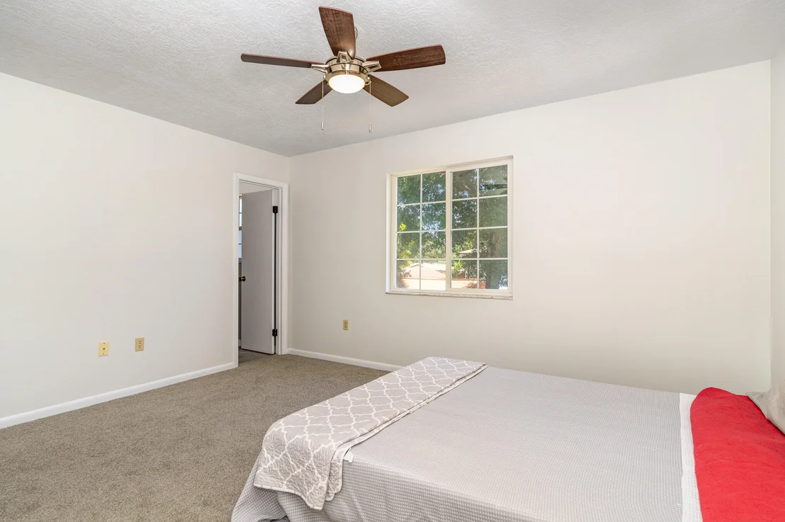 Photo of 847 Berkshire Drive
