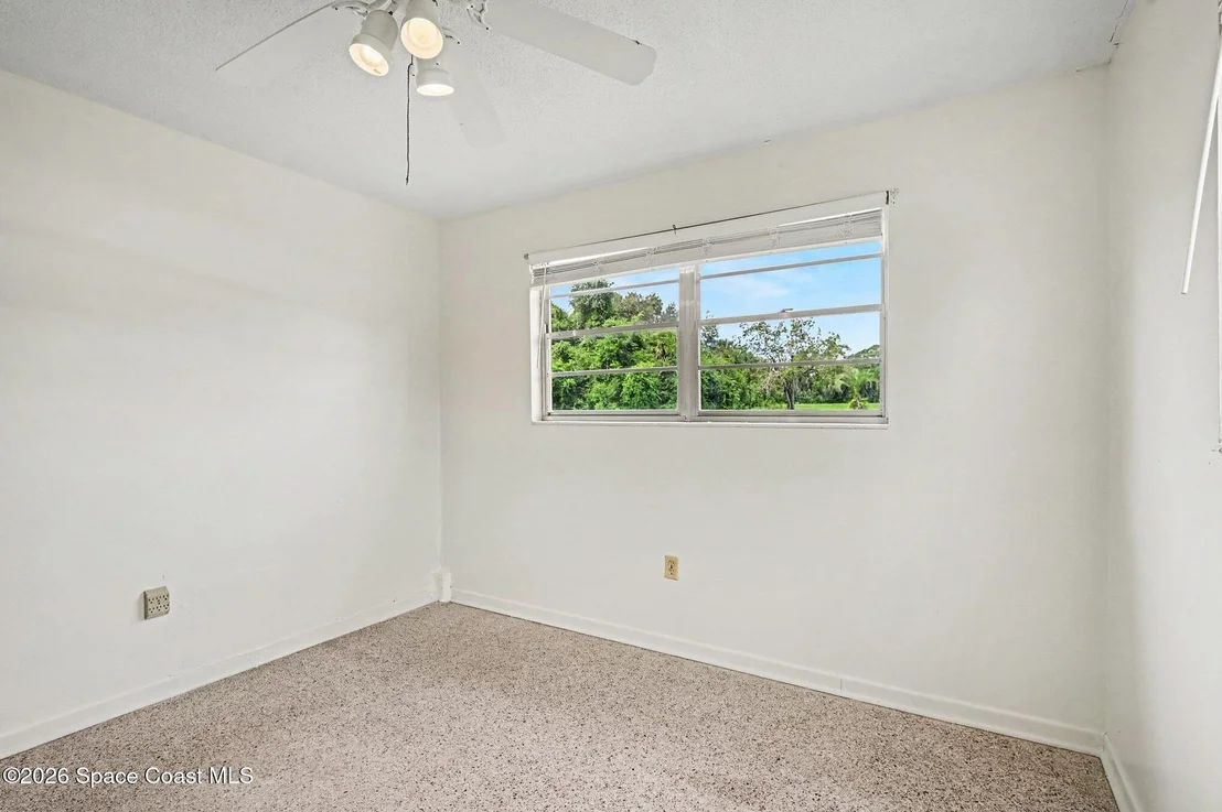 Photo of 5963 Lord Street