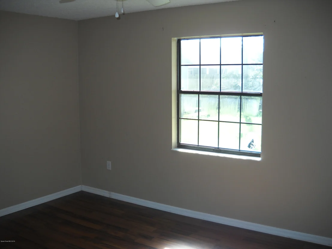 Photo of 5113 Holden Road