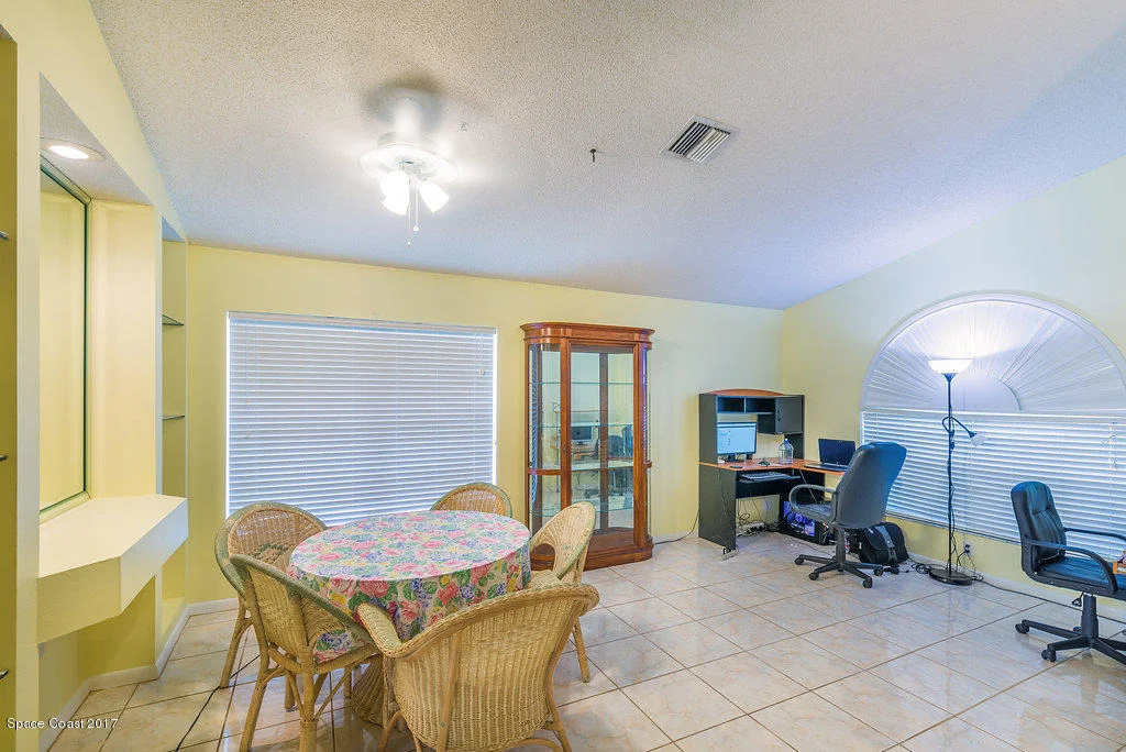 Photo of 2433 Coral Ridge Circle
