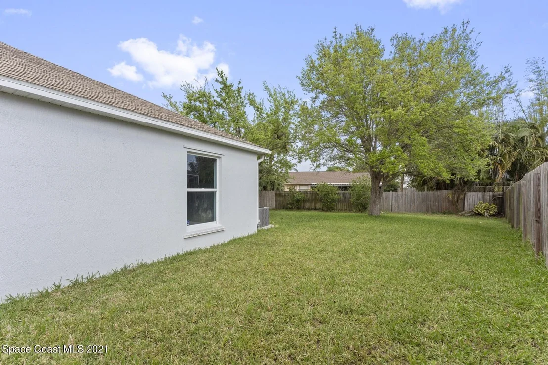 Photo of 2852 Maderia Circle