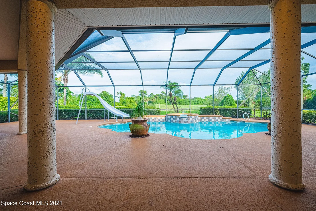 Photo of 8181 Compton Way
