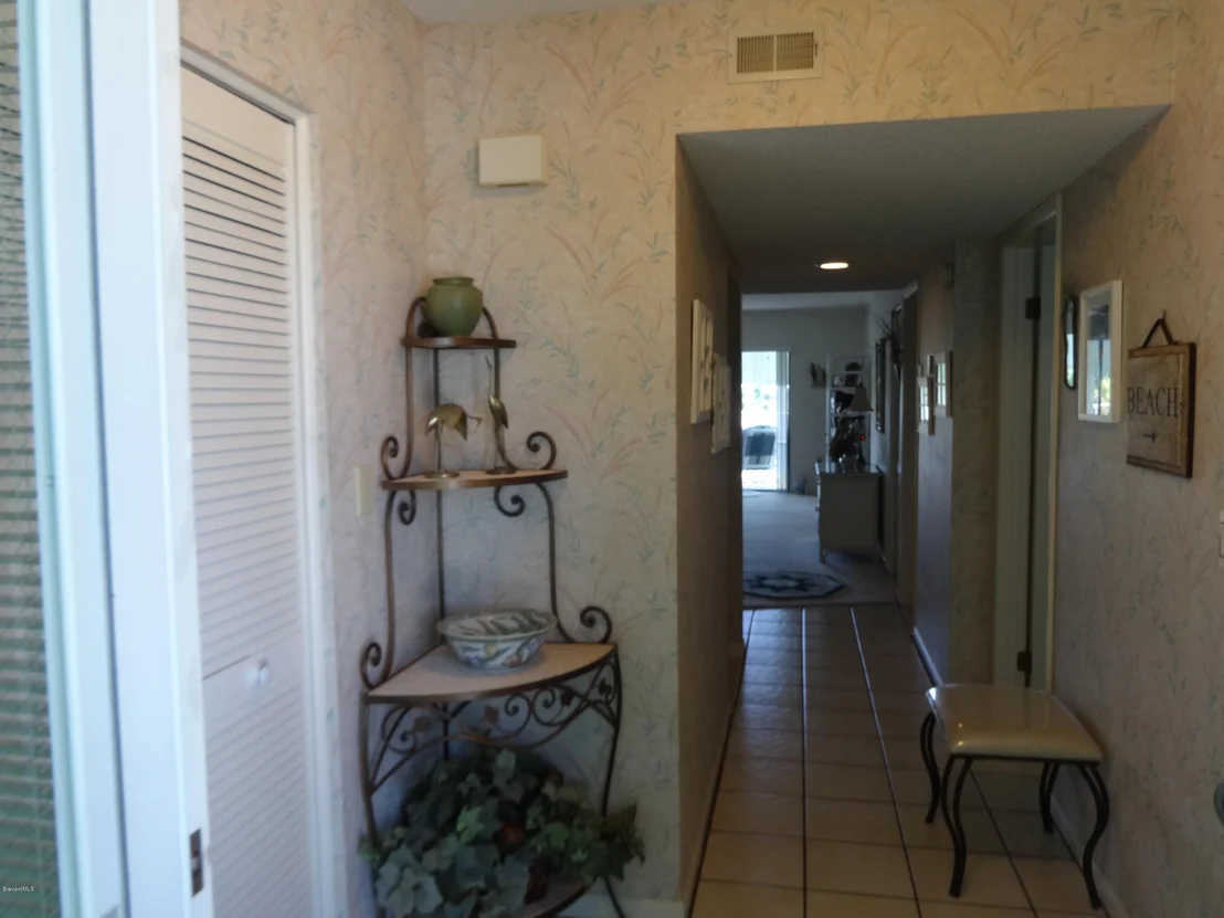 Photo of Unit 1402 at 1700 Commodore Boulevard