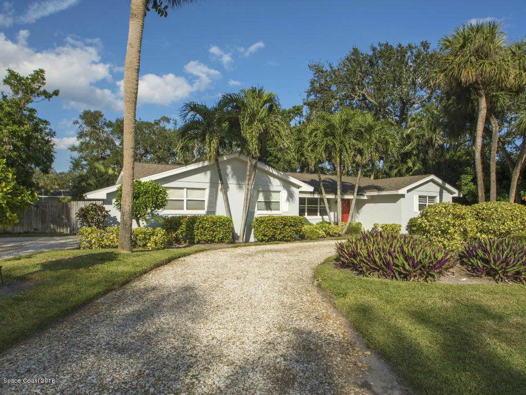 Photo of 663 Eugenia Road