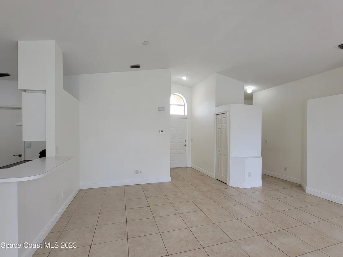 Photo of 8005 Bracken Lane