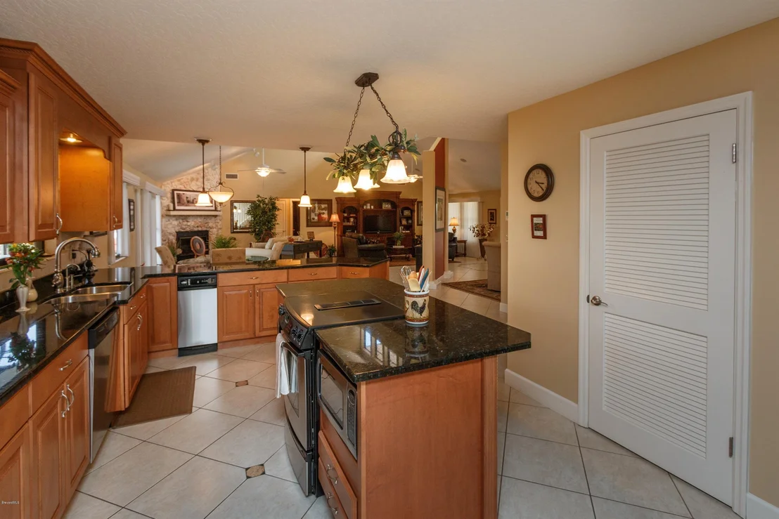 Photo of 610 Woodbridge Drive