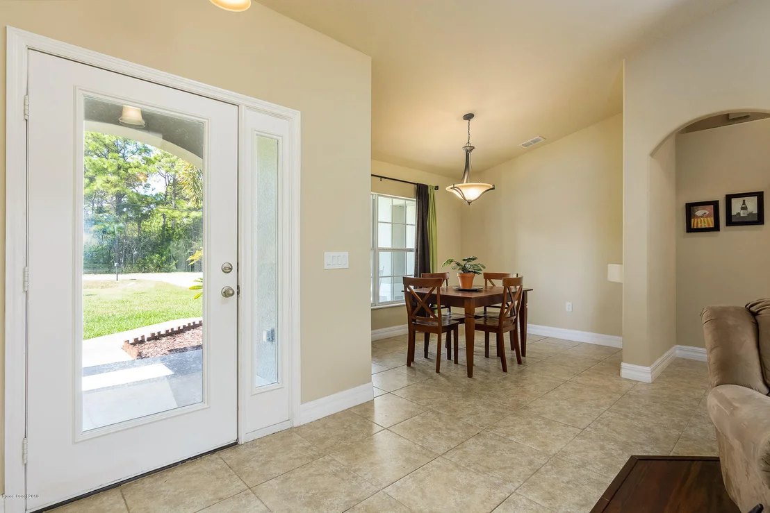 Photo of 5995 Pine Sap Avenue