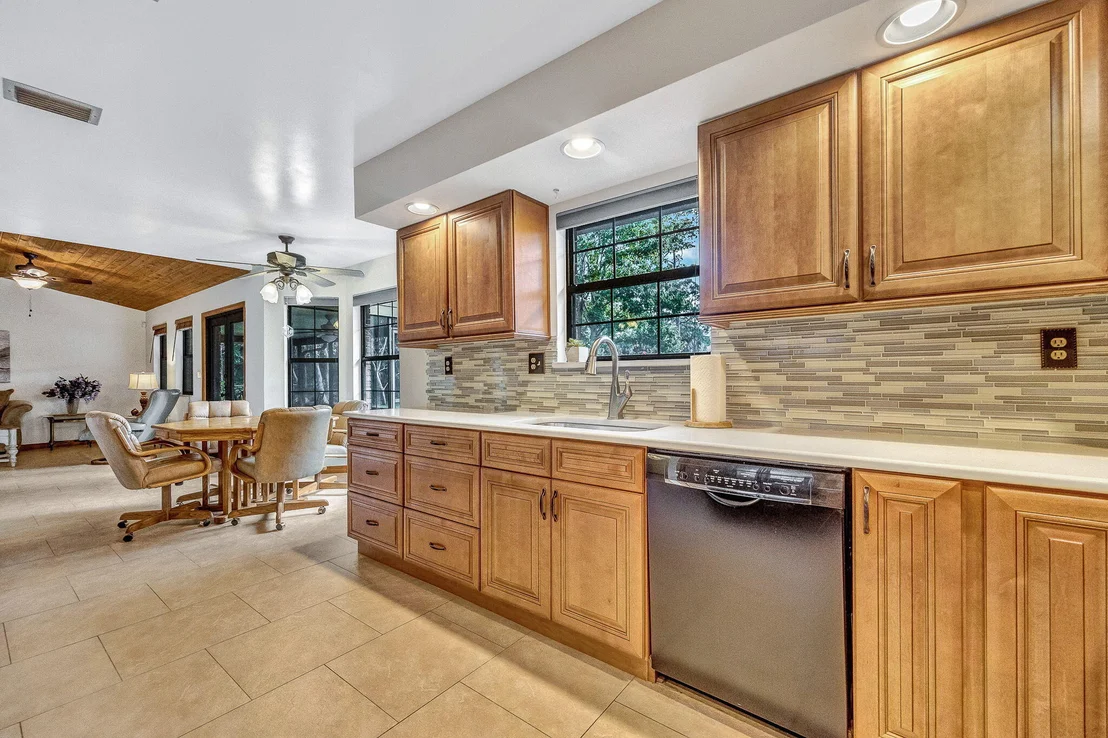 Photo of 1810 Laurel Oak Drive