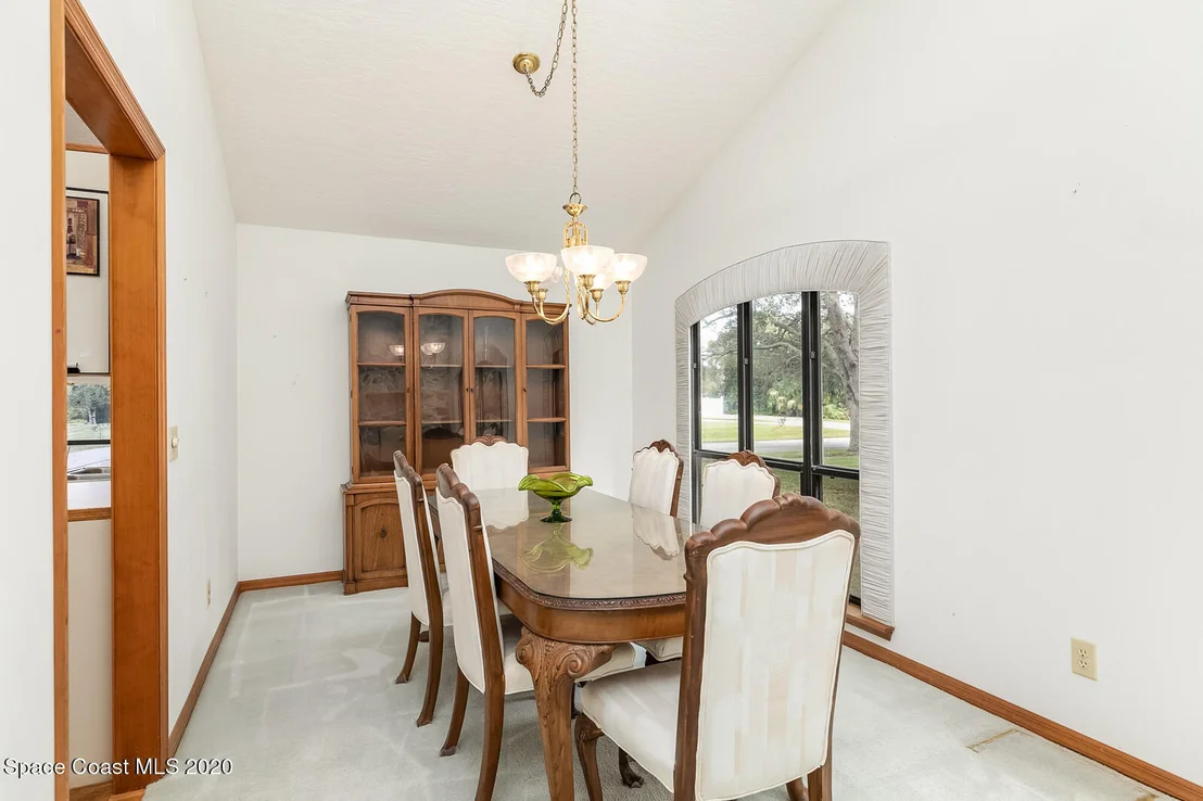 Photo of 2590 Coral Way