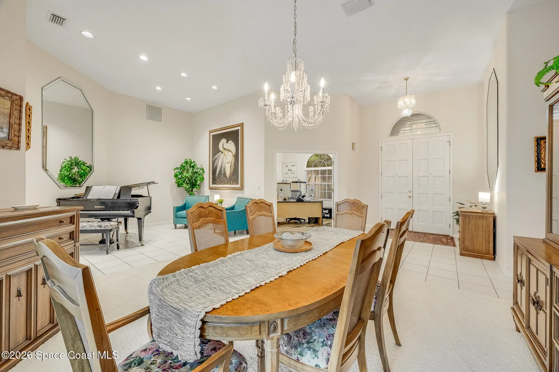 Photo of 370 Normandy Drive
