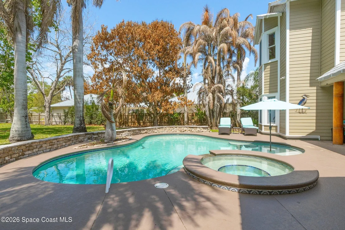 Photo of 409 Rockledge Drive