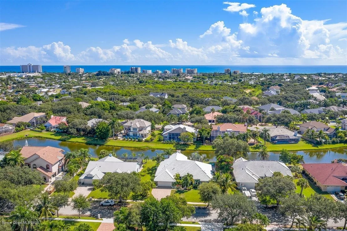 Photo of 840 Peregrine Drive