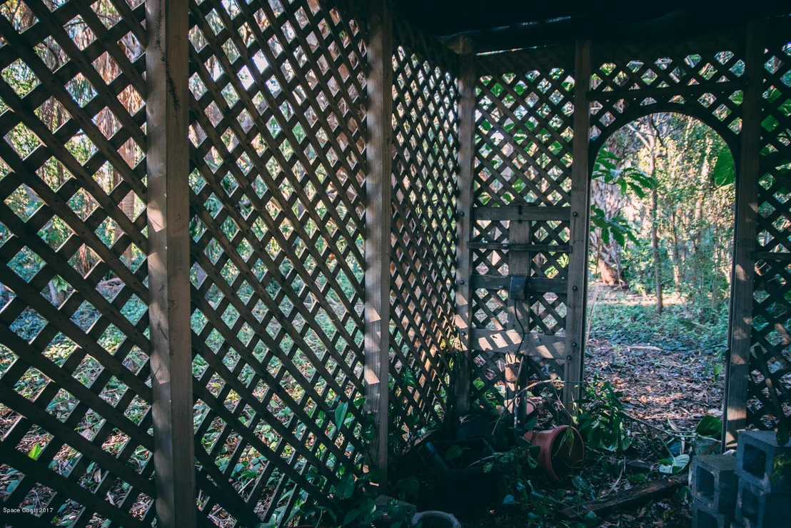 Photo of 403 Poinsettia Road