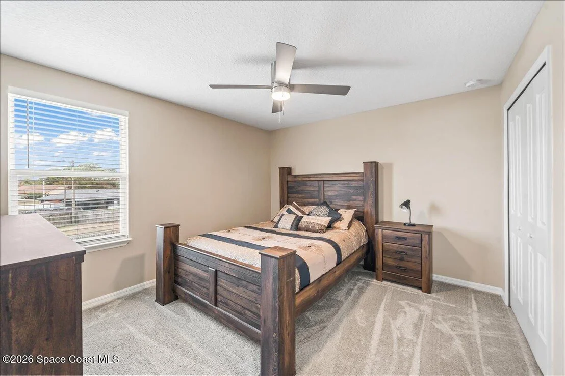 Photo of 800 Lyons Circle NW