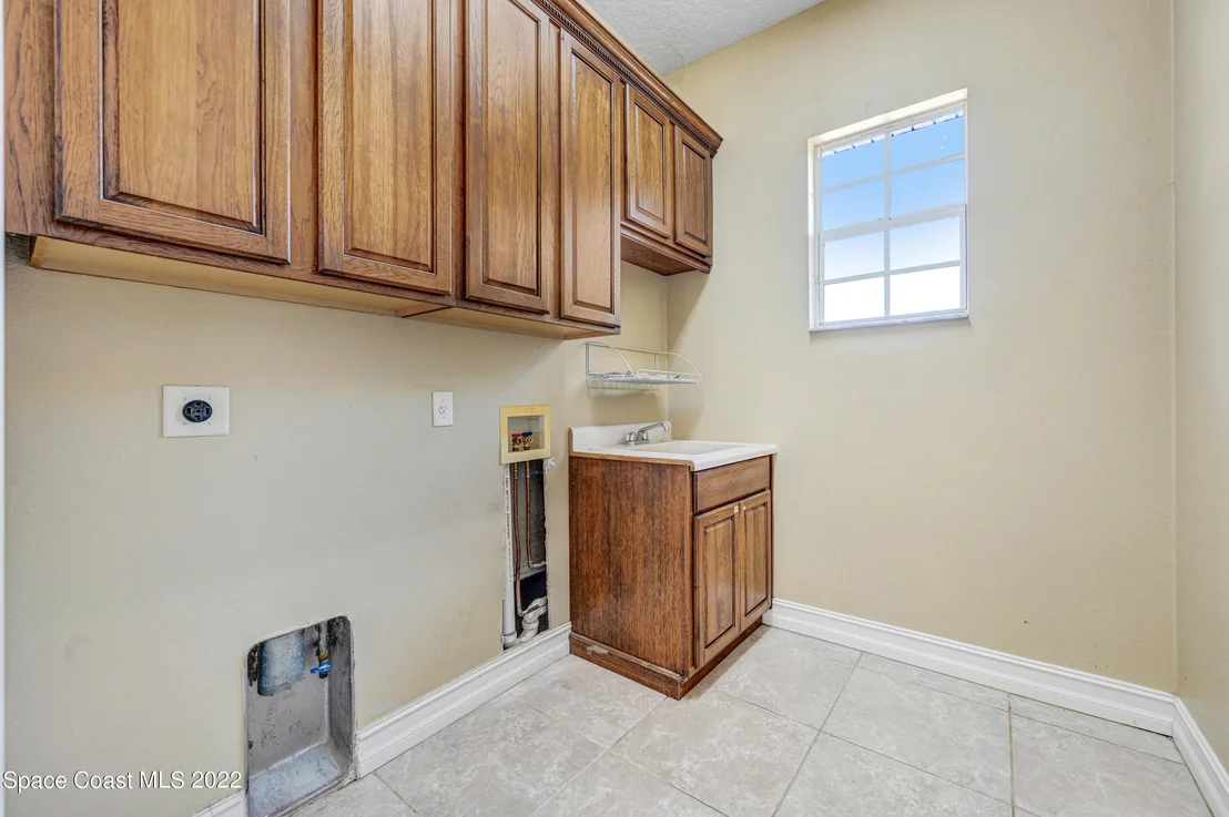 Photo of 2185 SE Windbrook Drive SE