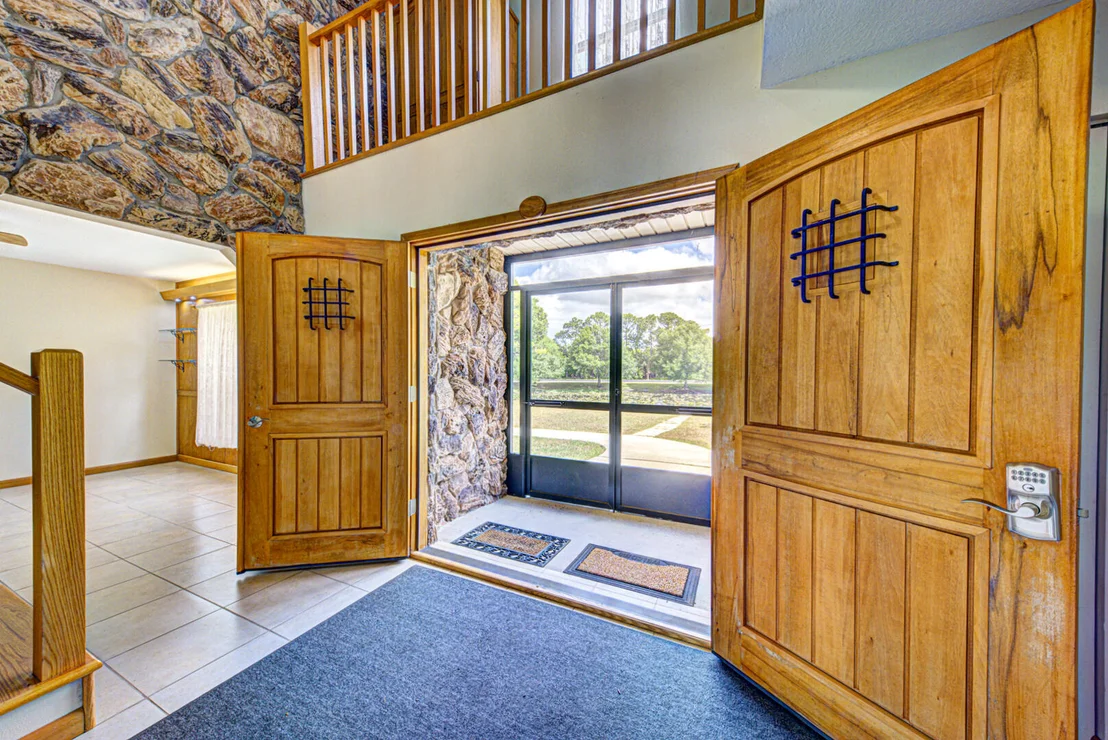 Photo of 4885 Rayburn Road