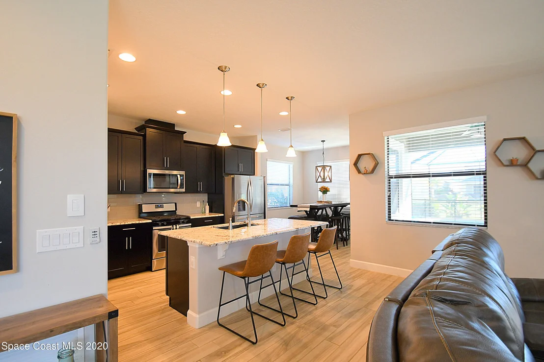 Photo of 2872 Casterton Drive