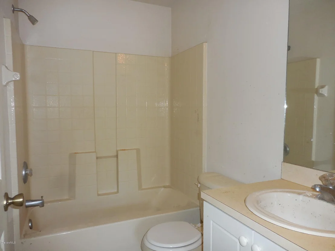 Photo of Unit 104 at 890 LUMINARY Circle