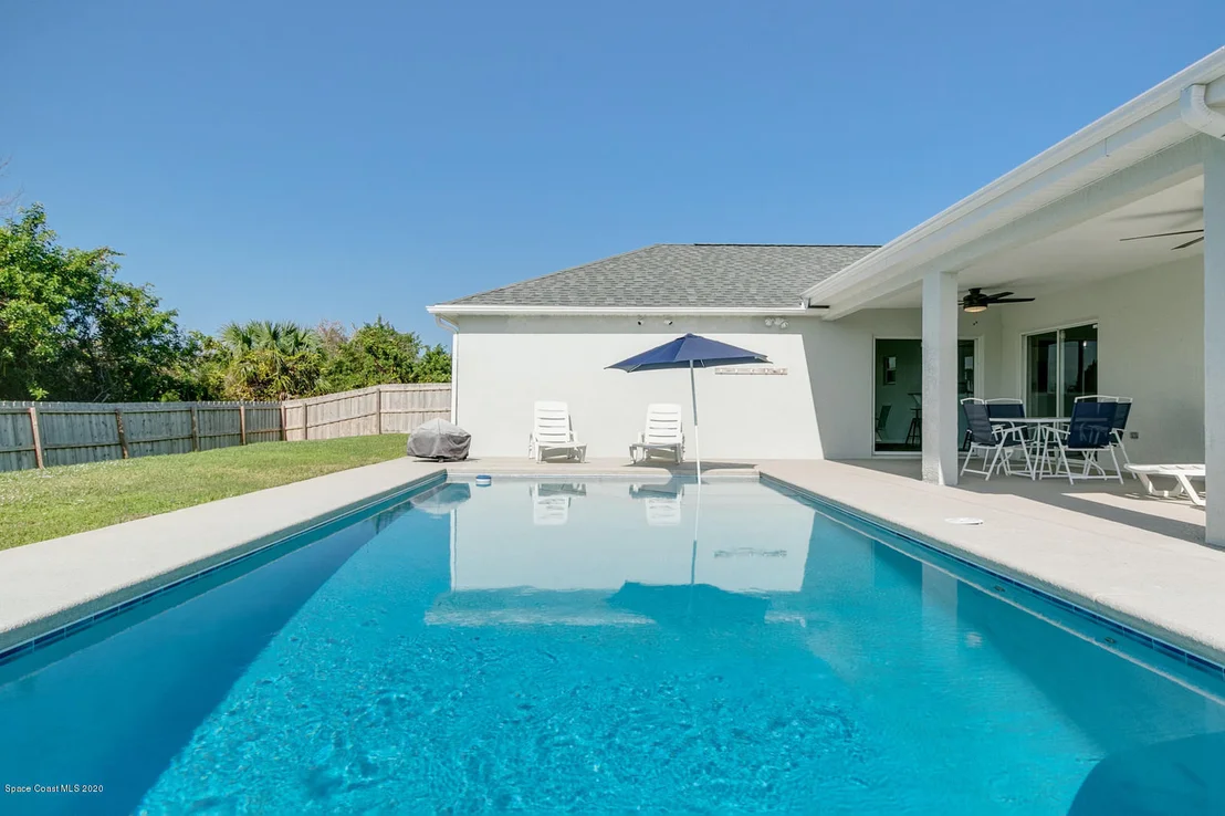 Photo of 239 Mcclain Dr
