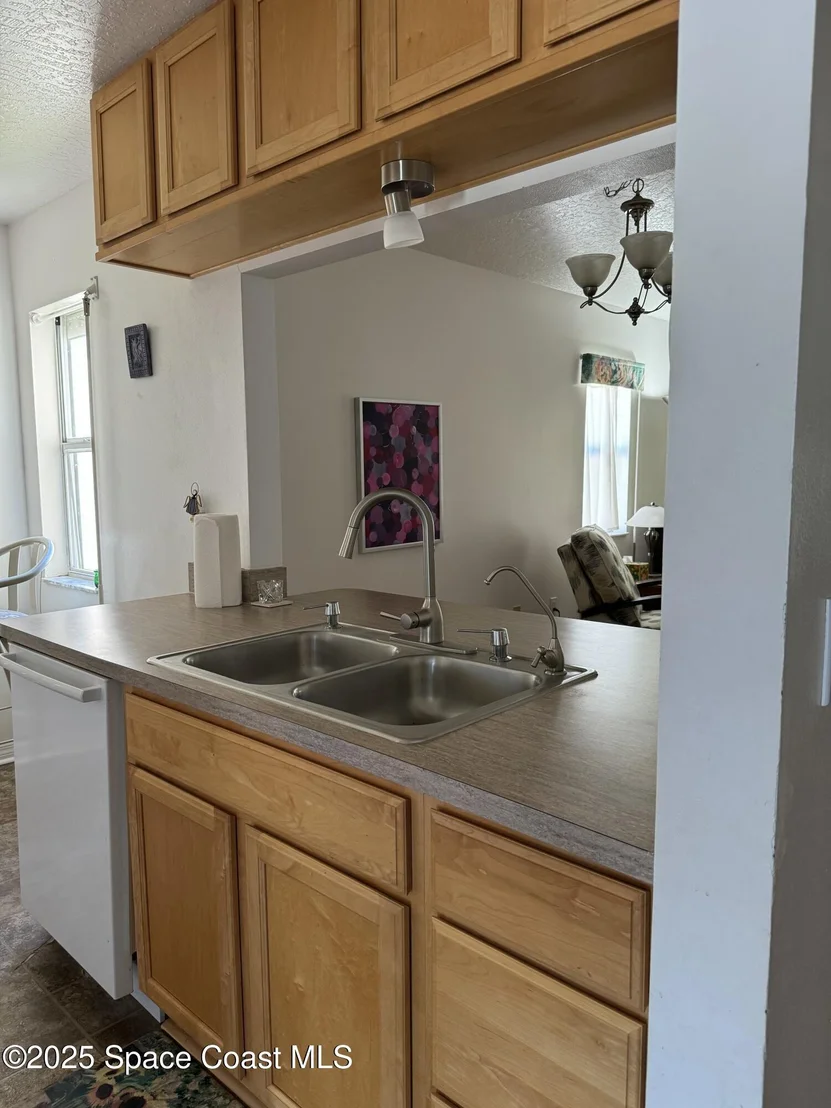 Photo of 870 Cross Lake Drive